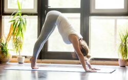 Eserizi yoga da fare a casa Sportiva Mens