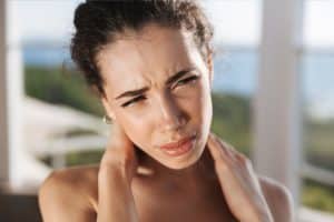 Cervicalgia e stress: quale legame hanno?